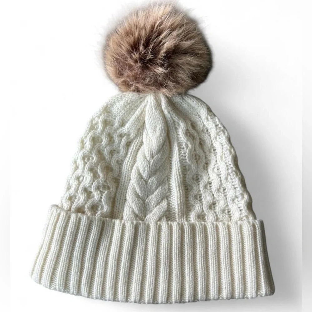 Echo NY Cable Knit Pom Pom Beanie Cream Fleece Lined Winter Hat Cozy OS - Picture 1 of 4